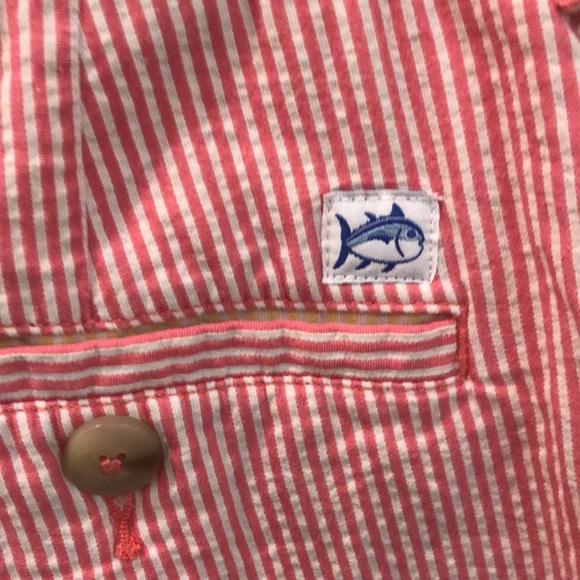 Southern Tide Skipjack Shorts Mens 33 Red White Stripe Seersucker Cotton Flat - Picture 2 of 8